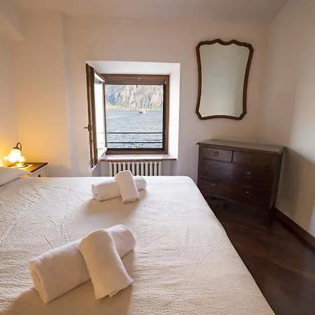Ca'lucia Apartment